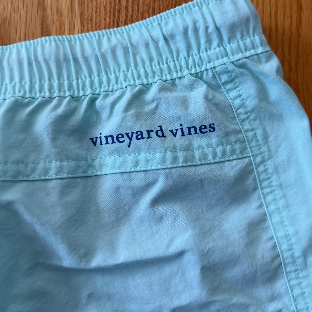 Vineyard Vines Nwot Solid Performance Weekend Sho… - image 7